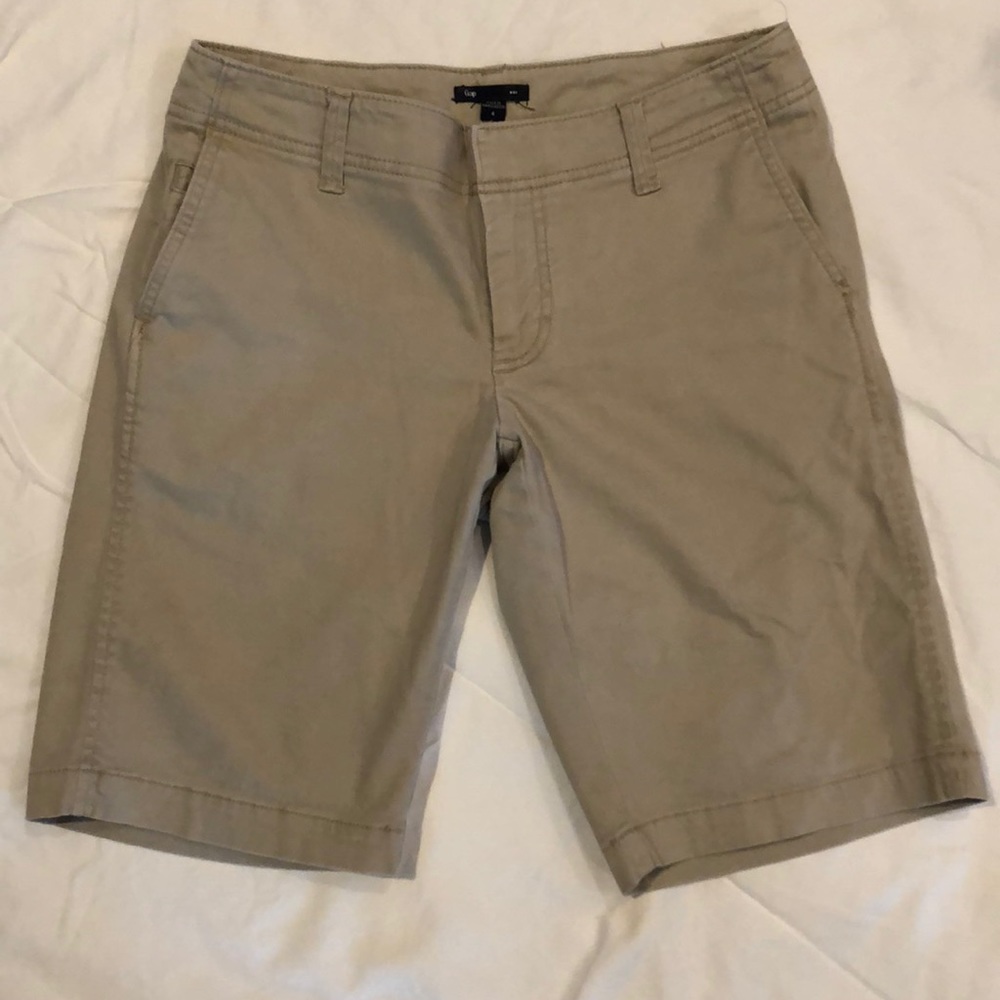 GAP Bermuda Khaki Shorts